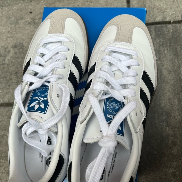 Adidas Samba OG women sneakers, size 5.5 (US size), only tried on once - Picture 3 of 7